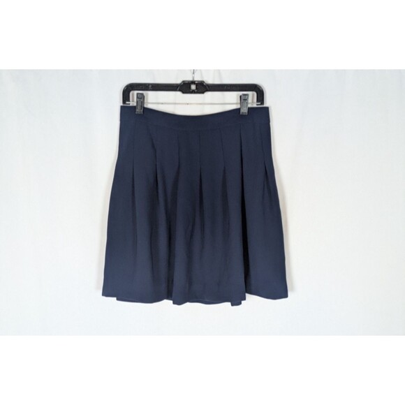 J. Crew Skirt 6 Women's Navy Blue Pleated Straight Lined Twill Classic Designer - Picture 1 of 6